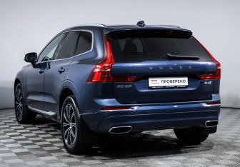 Подержанный автомобиль Volvo XC60 2019 года (7 фото)