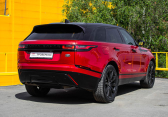 Подержанный автомобиль Land Rover Range Rover Velar 2018 года (4 фото)