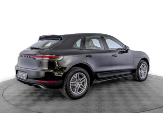 Подержанный автомобиль Porsche Macan 2020 года (5 фото)