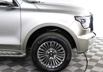 Подержанный автомобиль Tank 500 2023 года (12 фото)