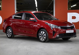Подержанный автомобиль Kia Rio Sedan 2020 года (3 фото)