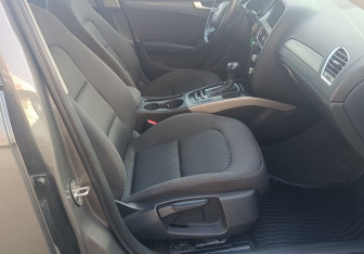 Подержанный автомобиль Audi A4 Sedan 2014 года (10 фото)