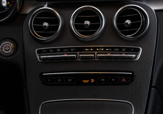 Подержанный автомобиль Mercedes-Benz GLC Coupe 2021 года (14 фото)