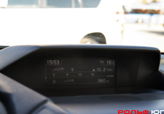 Подержанный автомобиль Subaru Forester Suv 2019 года (16 фото)