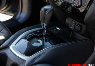 Подержанный автомобиль Nissan X-Trail 2020 года (12 фото)