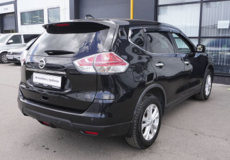 Подержанный автомобиль Nissan X-Trail 2018 года (5 фото)