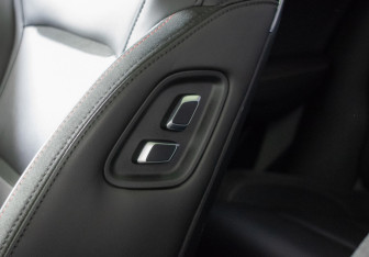 Подержанный автомобиль Geely Tugella 2022 года (15 фото)