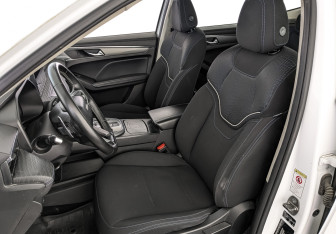 Подержанный автомобиль Haval Jolion 2022 года (20 фото)