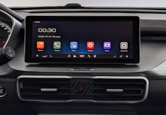 Подержанный автомобиль Geely Coolray 2022 года (17 фото)