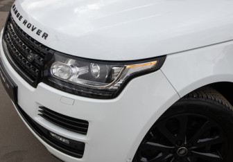 Подержанный автомобиль Land Rover Range Rover 2013 года (27 фото)