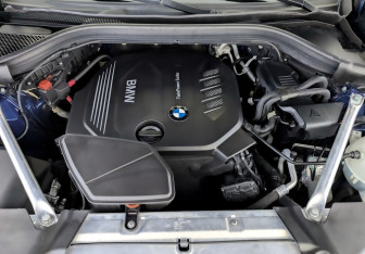 Подержанный автомобиль BMW X4 2020 года (9 фото)