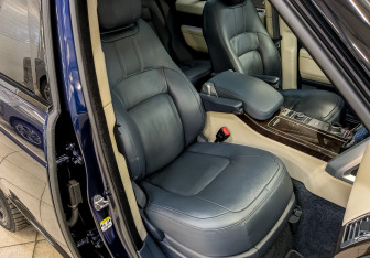 Подержанный автомобиль Land Rover Range Rover 2020 года (25 фото)