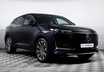 Подержанный автомобиль Changan UNI-K 2024 года (3 фото)