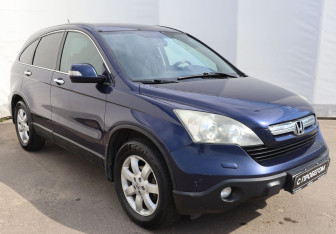 Подержанный автомобиль Honda CR-V 2008 года (3 фото)
