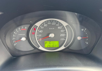 Подержанный автомобиль Hyundai Tucson 2008 года (14 фото)