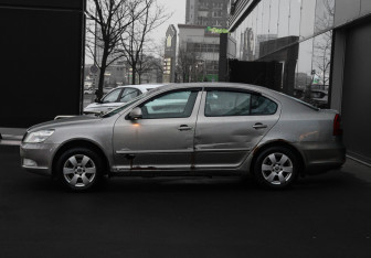 Подержанный автомобиль Skoda Octavia Liftback 2010 года (3 фото)