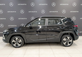 Подержанный автомобиль Москвич 3 2023 года (8 фото)