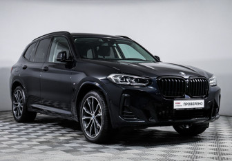 Подержанный автомобиль BMW X3 2022 года (3 фото)