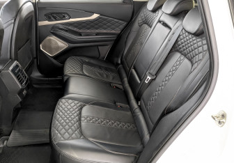 Подержанный автомобиль Exeed TXL 2022 года (12 фото)