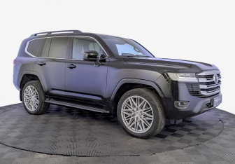 Подержанный автомобиль Toyota Land Cruiser Suv 2022 года (3 фото)