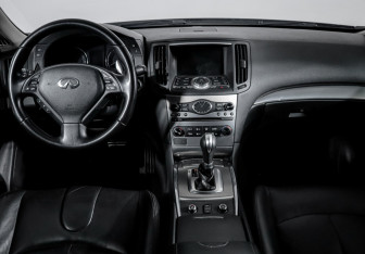 Подержанный автомобиль Infiniti G Sedan 2012 года (12 фото)