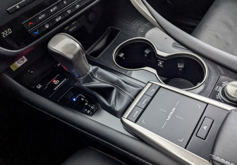 Подержанный автомобиль Lexus RX 2021 года (21 фото)