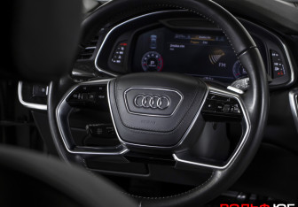 Подержанный автомобиль Audi A7 2018 года (13 фото)