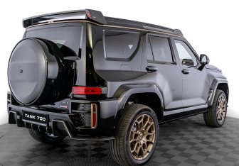 Новый Tank 700 2025 (2 фото)