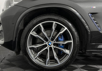 Подержанный автомобиль BMW X4 2021 года (7 фото)
