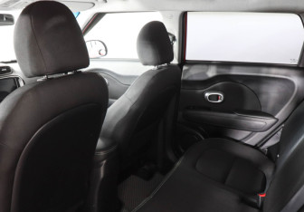 Подержанный автомобиль Kia Soul 2014 года (12 фото)