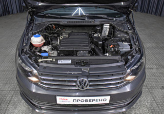 Подержанный автомобиль Volkswagen Polo Sedan 2016 года (9 фото)