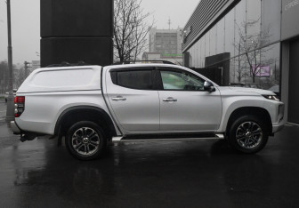 Подержанный автомобиль Mitsubishi L200 2021 года (4 фото)