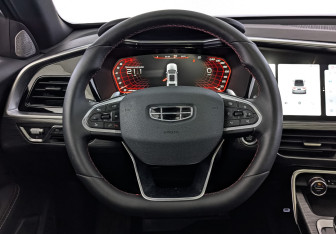 Подержанный автомобиль Geely Tugella 2024 года (22 фото)