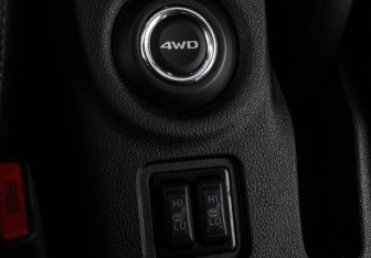 Подержанный автомобиль Mitsubishi Outlander 2012 года (18 фото)