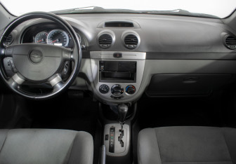 Подержанный автомобиль Chevrolet Lacetti Hatchback 2006 года (11 фото)