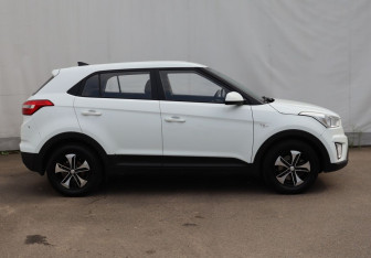 Подержанный автомобиль Hyundai Creta 2017 года (7 фото)