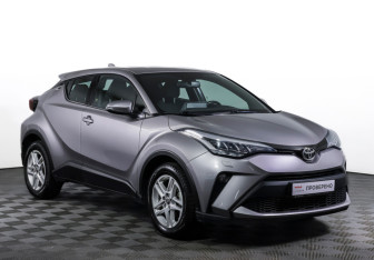 Подержанный автомобиль Toyota C-HR 2019 года (3 фото)