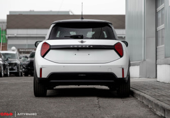 Новый MINI Hatch 2024 (4 фото)