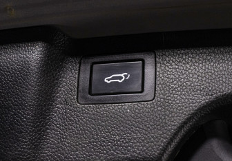 Подержанный автомобиль Hyundai Santa Fe 2017 года (19 фото)