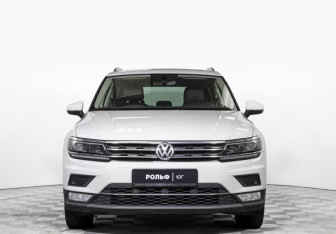 Подержанный автомобиль Volkswagen Tiguan 2017 года (2 фото)