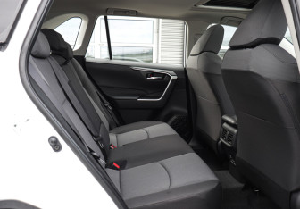 Новый Toyota RAV4 2025 (7 фото)