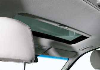 Подержанный автомобиль Hyundai Grand Starex 2020 года (14 фото)