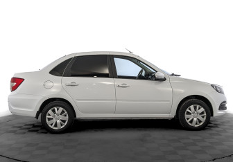 Подержанный автомобиль LADA (ВАЗ) Granta Sedan 2022 года (4 фото)