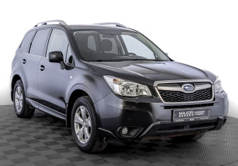 Подержанный автомобиль Subaru Forester Suv 2015 года (3 фото)