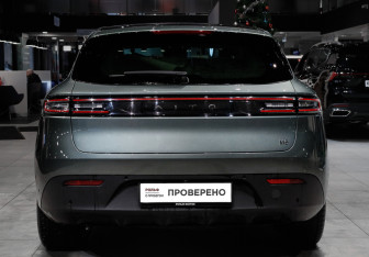 Подержанный автомобиль AITO M5 2023 года (5 фото)