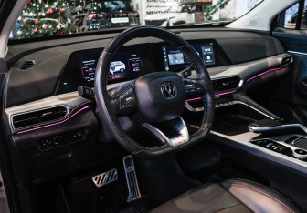 Подержанный автомобиль Changan UNI-T 2023 года (13 фото)