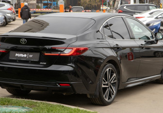 Подержанный автомобиль Toyota Camry Sedan 2024 года (24 фото)