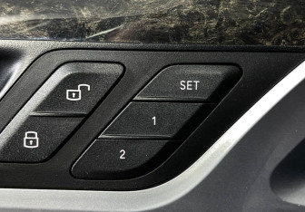 Подержанный автомобиль BMW X3 2019 года (19 фото)