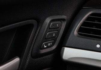 Подержанный автомобиль Honda Crosstour 2014 года (22 фото)