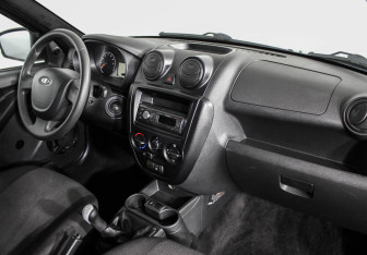 Подержанный автомобиль LADA (ВАЗ) Granta Sedan 2016 года (5 фото)